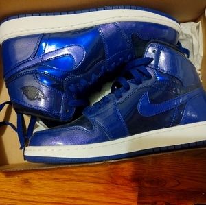 Jordan 1 Retro Deep Royal Blue